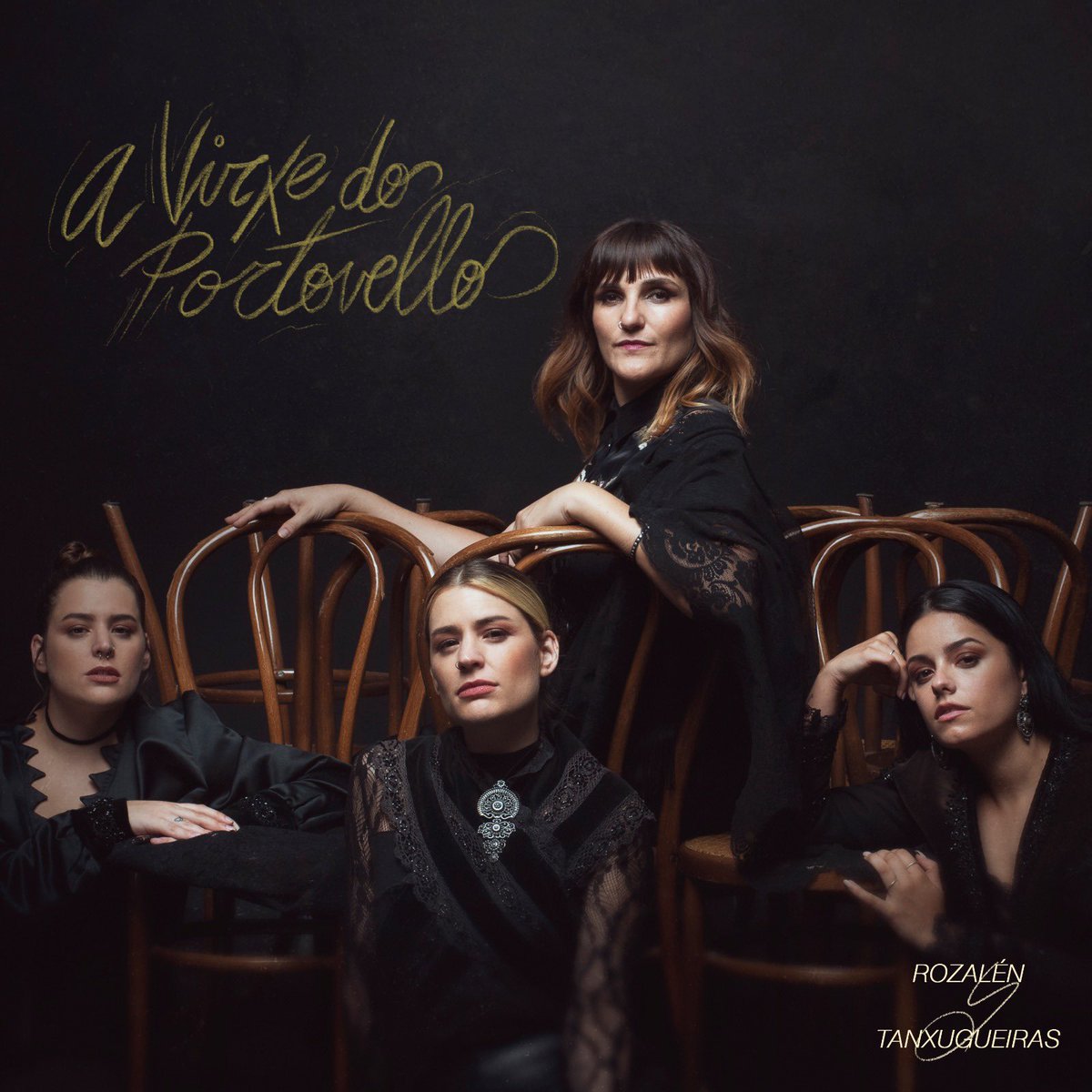 RozalenMusic's tweet photo. ‘A Virxe do Portovello’ con las poderosas @tanxugueiras 🥺💕
11 de Noviembre
Junto a la salida de toda nuestra ‘Matriz’ 
Os va a emocionar este proyecto… No sabéis cuánto…

Os dejo pre-save 👇
https://t.co/kUhClFy6vE https://t.co/q1r5VsVqea