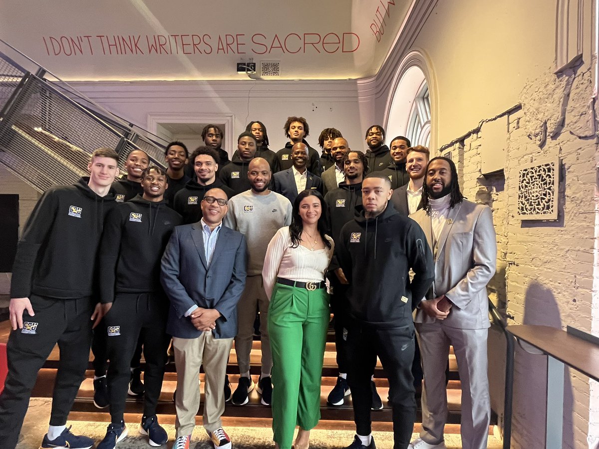 Scenes from today’s Suits and Sneakers event at <a href="/centerstage_md/">BaltimoreCenterStage</a>.  Thank you to host @RobynDixonRHOP, members of #EagleNation, as well as friends &amp; fans of <a href="/CoppinMBB/">CoppinMBB</a> who came to support our student-athletes.  #CoppinStateUniversity #GoEagles #TalonsUp 💙💛🦅🏀