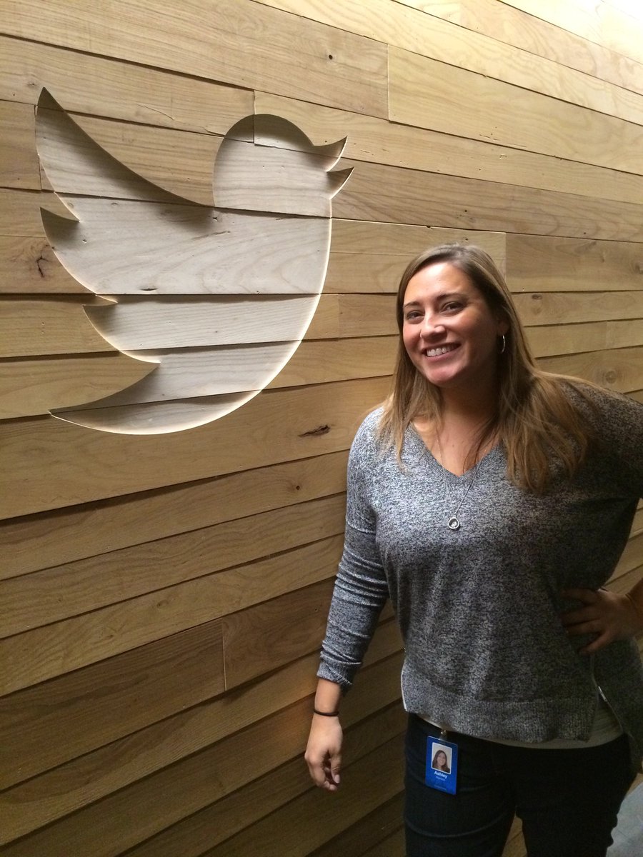 SmashHawk's tweet image. My heart goes out to my old tweeps, Twitter was an open stage that connected the world &amp;amp; you all made that possible. I met the best people I know &amp;amp; forged life long friendships. You all deserve better than this and I’m here to help in any way. #LoveWhereYouWorked #Tweeps