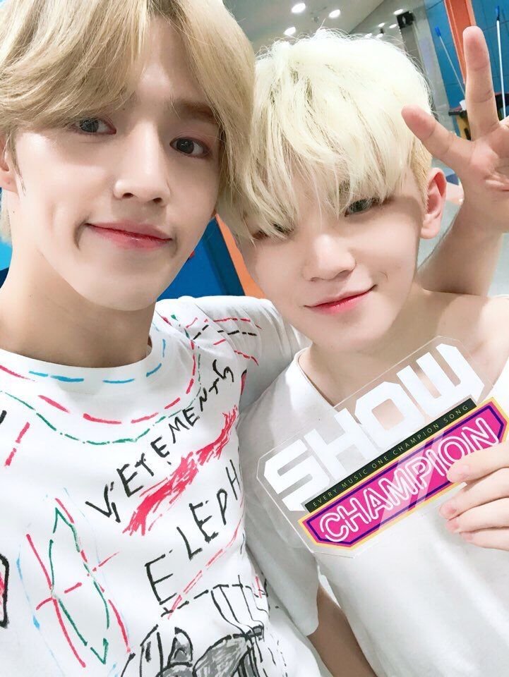 rian_reading's tweet photo. @iamsupercoups manifest malala pooo 
#MAMAVOTE #SEVENTEEN https://t.co/FsQqrEqyfU