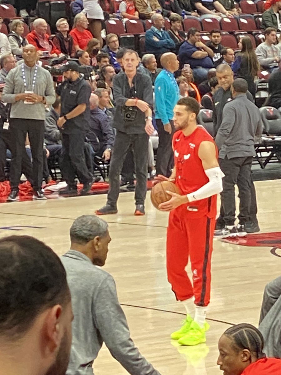 KyleKalbfleisc2's tweet photo. Da @chicagobulls 

#SeeRed #ChicagoBulls #NBA https://t.co/xBprcdzQsY