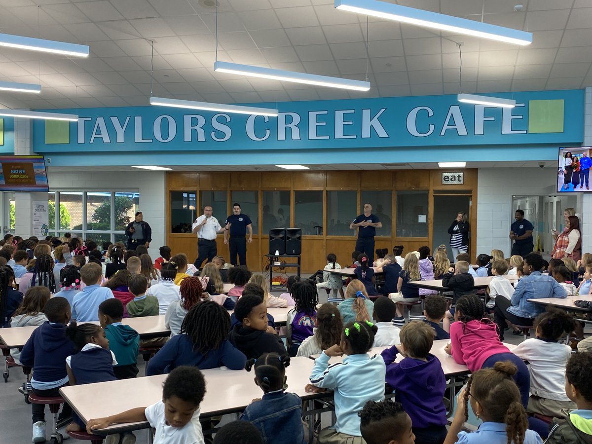 Shawndra Riles tweet media