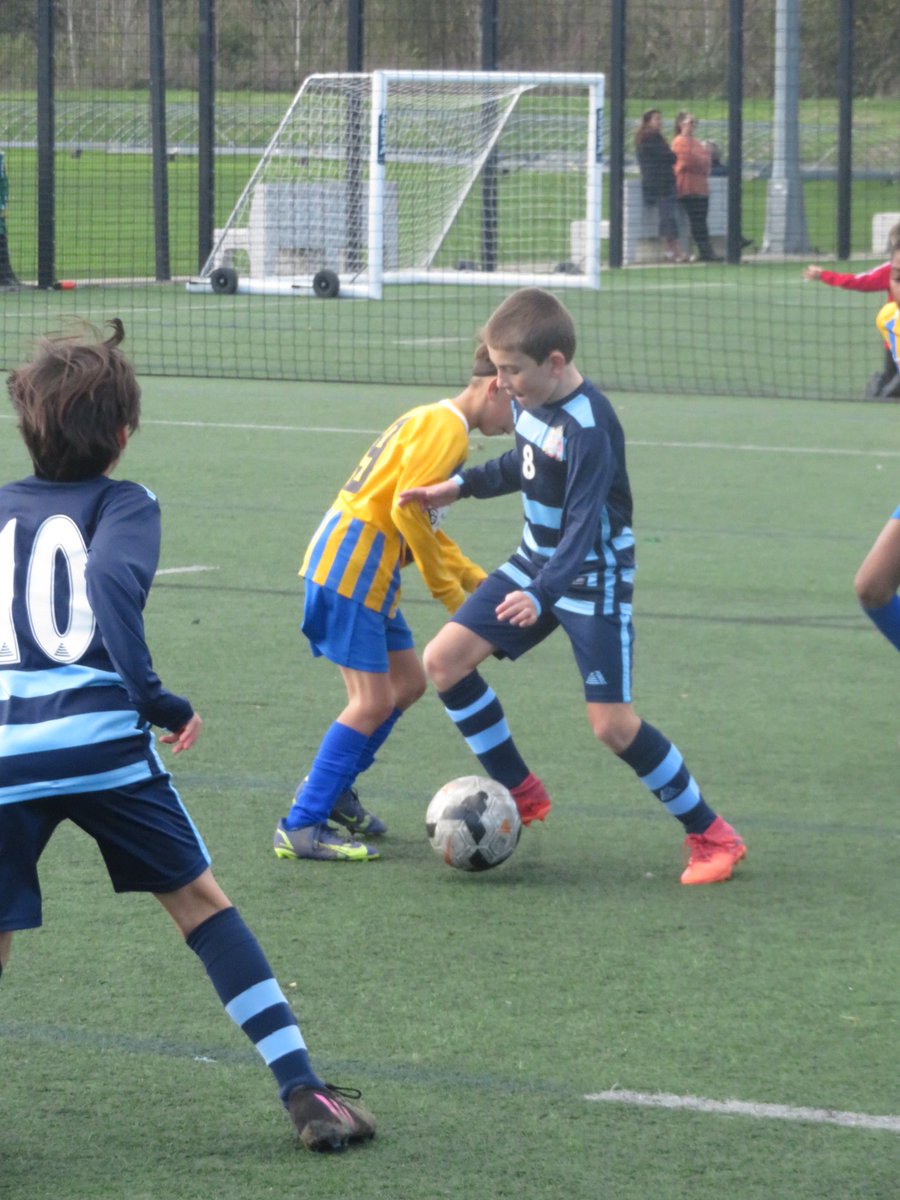 ECJS_Sport's tweet image. ⚽️YEAR 5/6 FOOTBALL⚽️ 

@GsySchoolsFA 7 A SIDE 2022

GROUP C - GAME 1 

@ECJS_Sport 1-2 @CastelPrimary