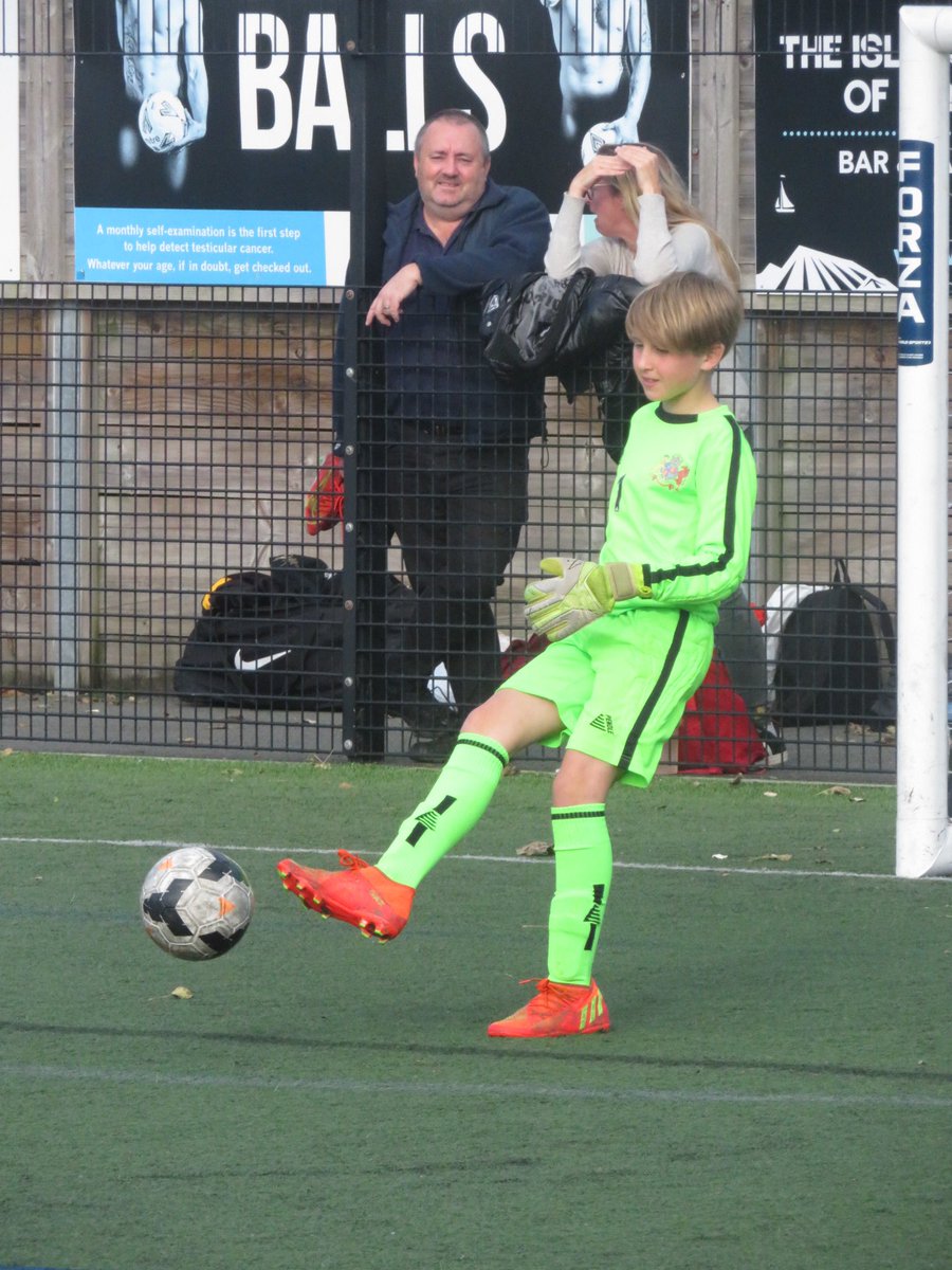 ECJS_Sport's tweet image. ⚽️YEAR 5/6 FOOTBALL⚽️ 

@GsySchoolsFA 7 A SIDE 2022

GROUP C - GAME 1 

@ECJS_Sport 1-2 @CastelPrimary