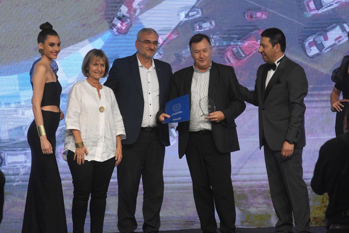 Reconocimiento en la Fiesta Provincial del Deporte. atleticorafaela.com.ar/2022/11/04/rec…