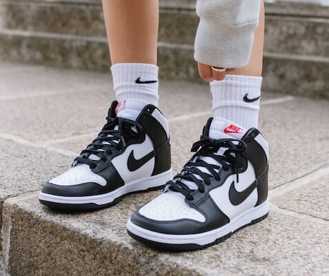 JustFreshKicks tweet media