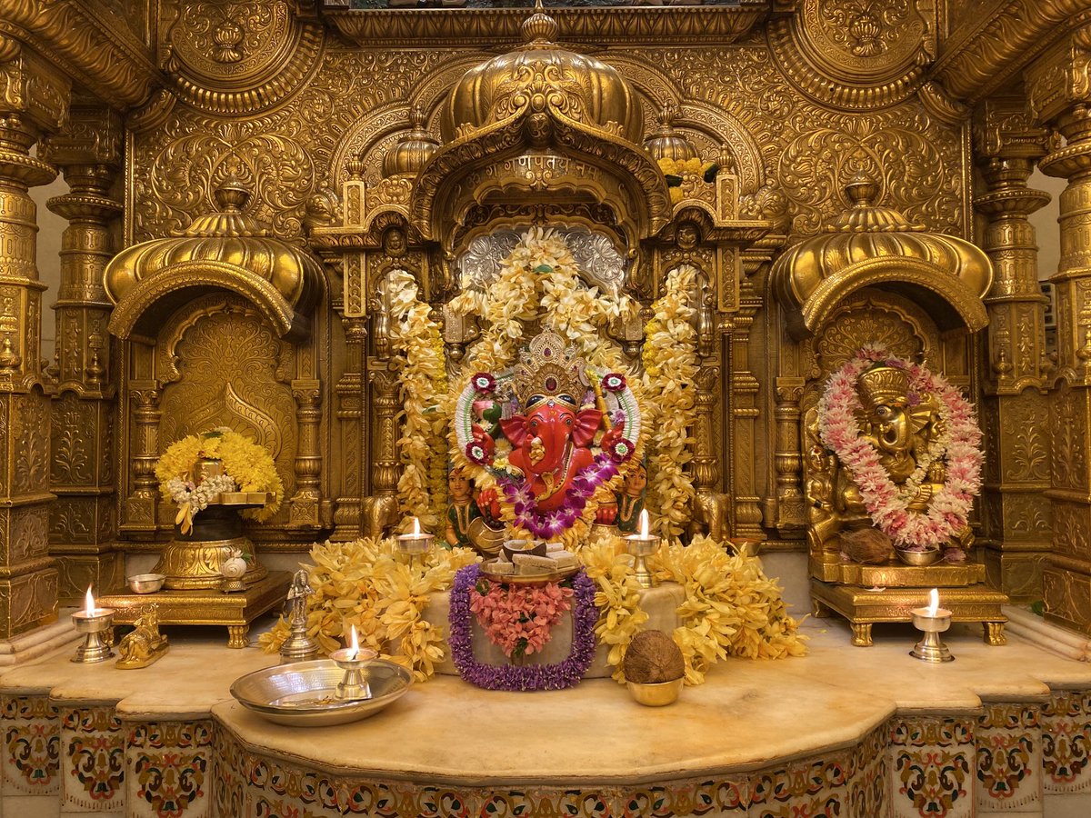 SVTMumbai's tweet photo. 🙏 गणपती  बाप्पा मोरया 🌺मंगलमूर्ती मोरया 🙏०४/११/२०२२
🙏Ganapati Bappa Moraya 🌺 Mangalmurti Moraya  🙏04/11/2022 https://t.co/m130BaApQ8