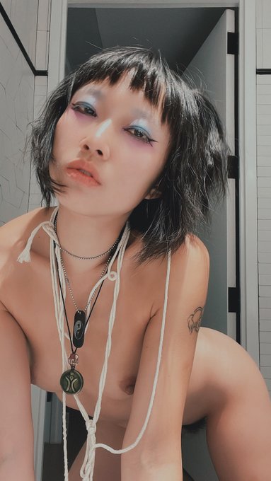 穿上衣服有多冷漠，脱了衣服就有多放荡。 你能在我穿衣服的时候就看清我的真面目吗？#反差 @slutbroadcast #小新の日常  @0xPuppies #小白の日常 https://t.co/tw<a href="/tag/%E5%8F%8D%E5%B7%AE"class="tags">#反差</a><a class="tags" target="_blank" title="On Twitter" href="/?out=eyJ0eXAiOiJKV1QiLCJhbGciOiJIUzUxMiJ9.eyJpYXQiOjE3MjExOTEzMjIsImlzcyI6InR3cG9ybnN0YXJzLmNvbSIsIm5iZiI6MTcyMTE5MTMyMiwiZXhwIjoxNzUyNzI3MzIyLCJyZWRpcmVjdF91cmwiOiJodHRwczovL3R3aXR0ZXIuY29tL3NsdXRicm9hZGNhc3QifQ.147MN_wp7da9GVFwcwuteOGKOZshh9B6Ya8oHfM2UvalltwyJFpjd7jg32xSeCCZ3RPbBMzj4Q2pDkIXFFg_iw">@slutbroadcast</a><a href="/tag/%E5%B0%8F%E6%96%B0%E3%81%AE%E6%97%A5%E5%B8%B8"class="tags"><span>#小新の日常</span></a><a href="/tag/%E5%B0%8F%E7%99%BD%E3%81%AE%E6%97%A5%E5%B8%B8"class="tags"><span>#小白の日常</span></a>