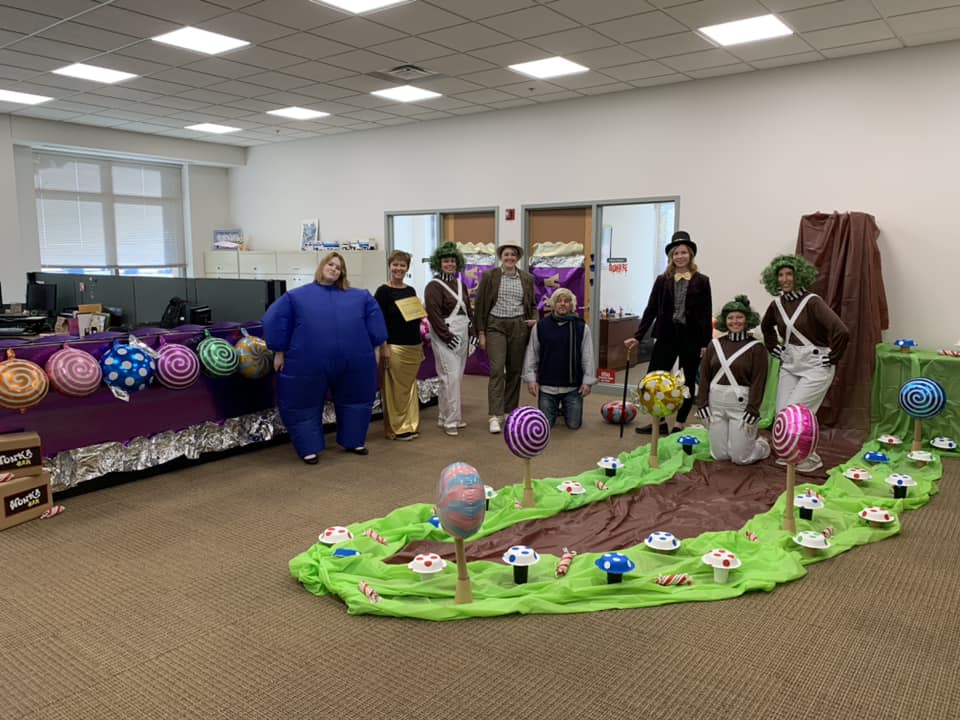 Atlas_Van_Lines's tweet photo. Our Headquarter employees got spooky this Halloween season! #LifeAtAtlas https://t.co/OdMGrht76j