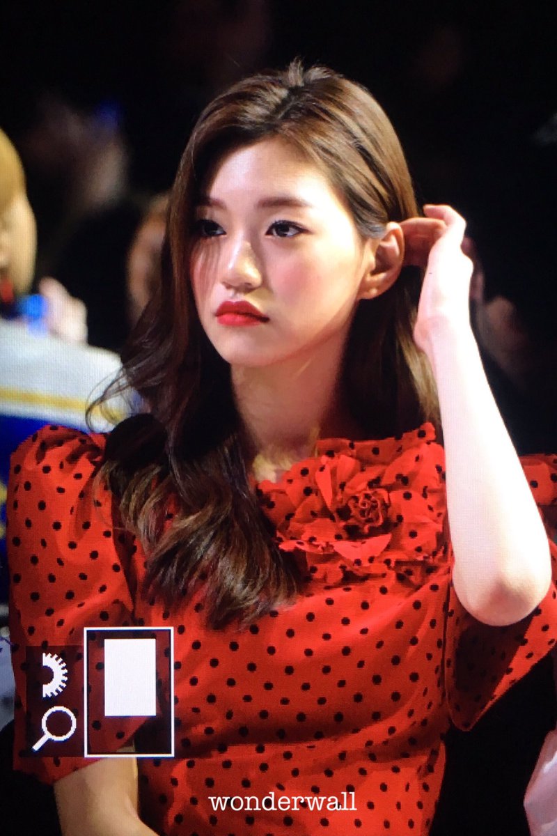 hourly doyeon (@doyeonfile) on Twitter photo 