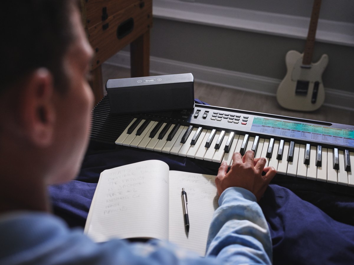 Give your music production or listening a boost with a Stereo peak output of 144 Watts (72 W per channel).  The JAM5 has the power to cover a wide range of frequencies, with great sounding lows. 
#JAM5 #TrulliAudio #TrulliFam #Bluetooth #PortableSpeaker #Audio #Stereo #Hifi