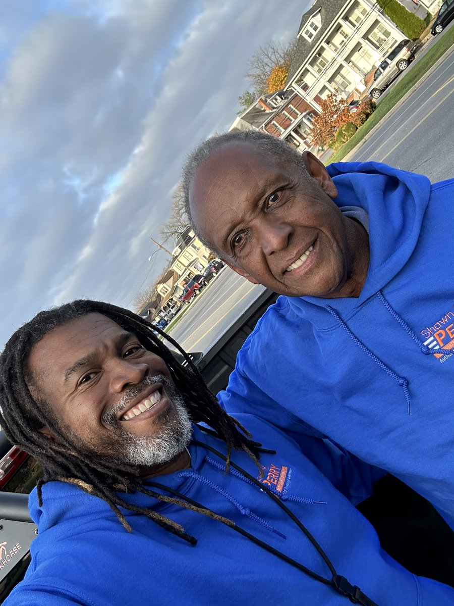 CandidatePerry's tweet image. This morning I ran into Ellis, while he was taking his daily walk. I’ve known Ellis for several years. It was great to see him and catch up.  I knew there was a reason I had a single sweatshirt left in my truck.   😊