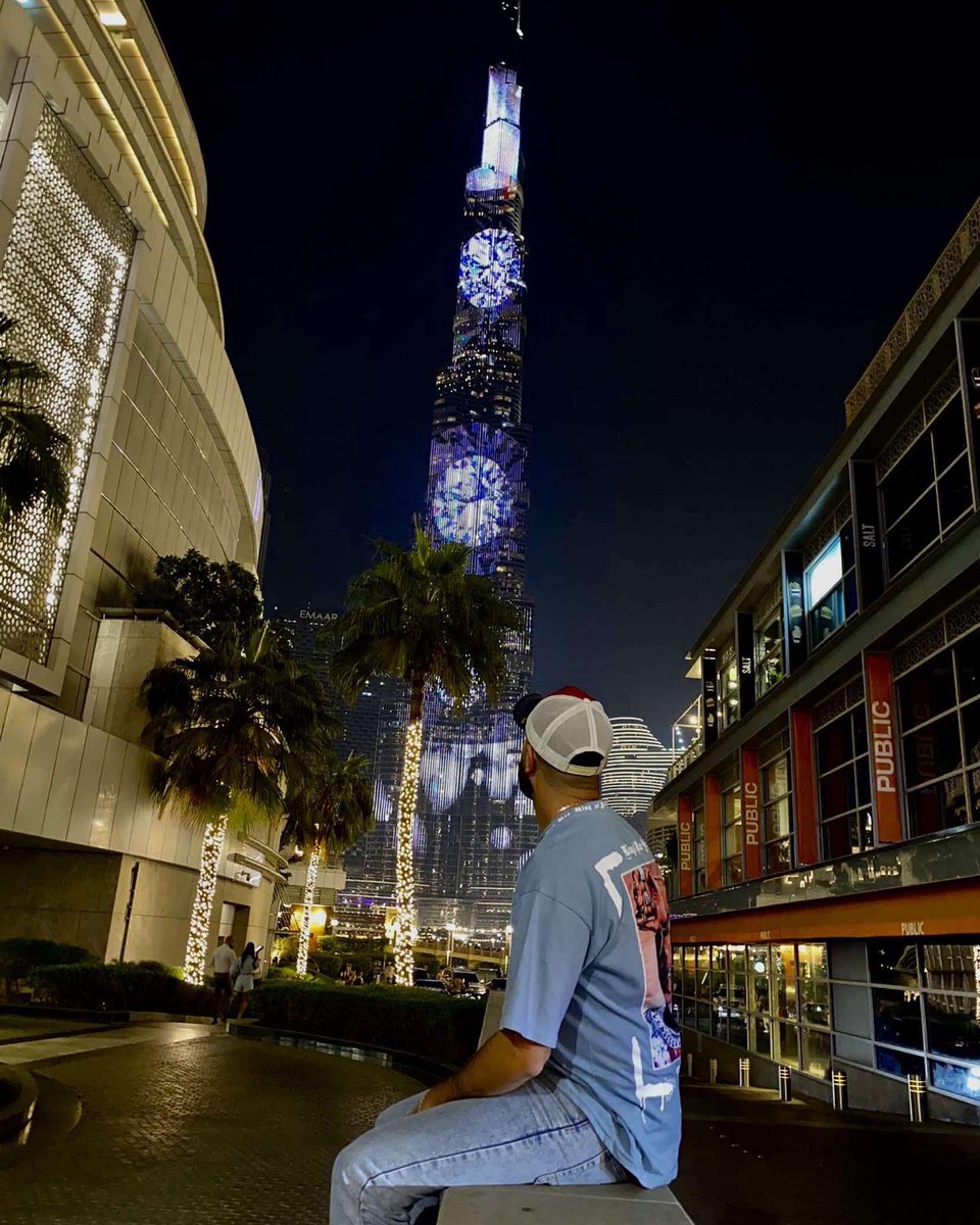 QusaiHamdan5's tweet photo. I just can’t help falling in love with Dubai🔥🖤 https://t.co/R4I6xS41Qp
