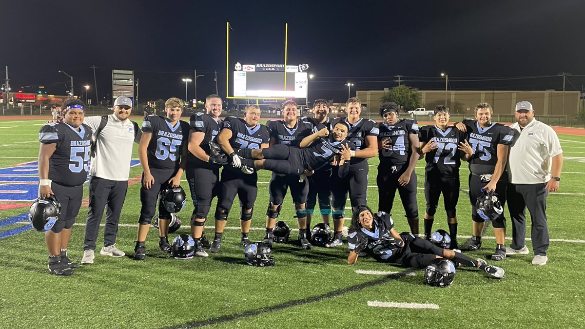 Can’t say enough how proud I am of this group! They have overcome alot of adversity throughout this season and they never quit. Nothing better than seeing them celebrate after achieving a goal they have worked so hard for all year! Great job boys! Playoff time! #NoStepsBack #ICED