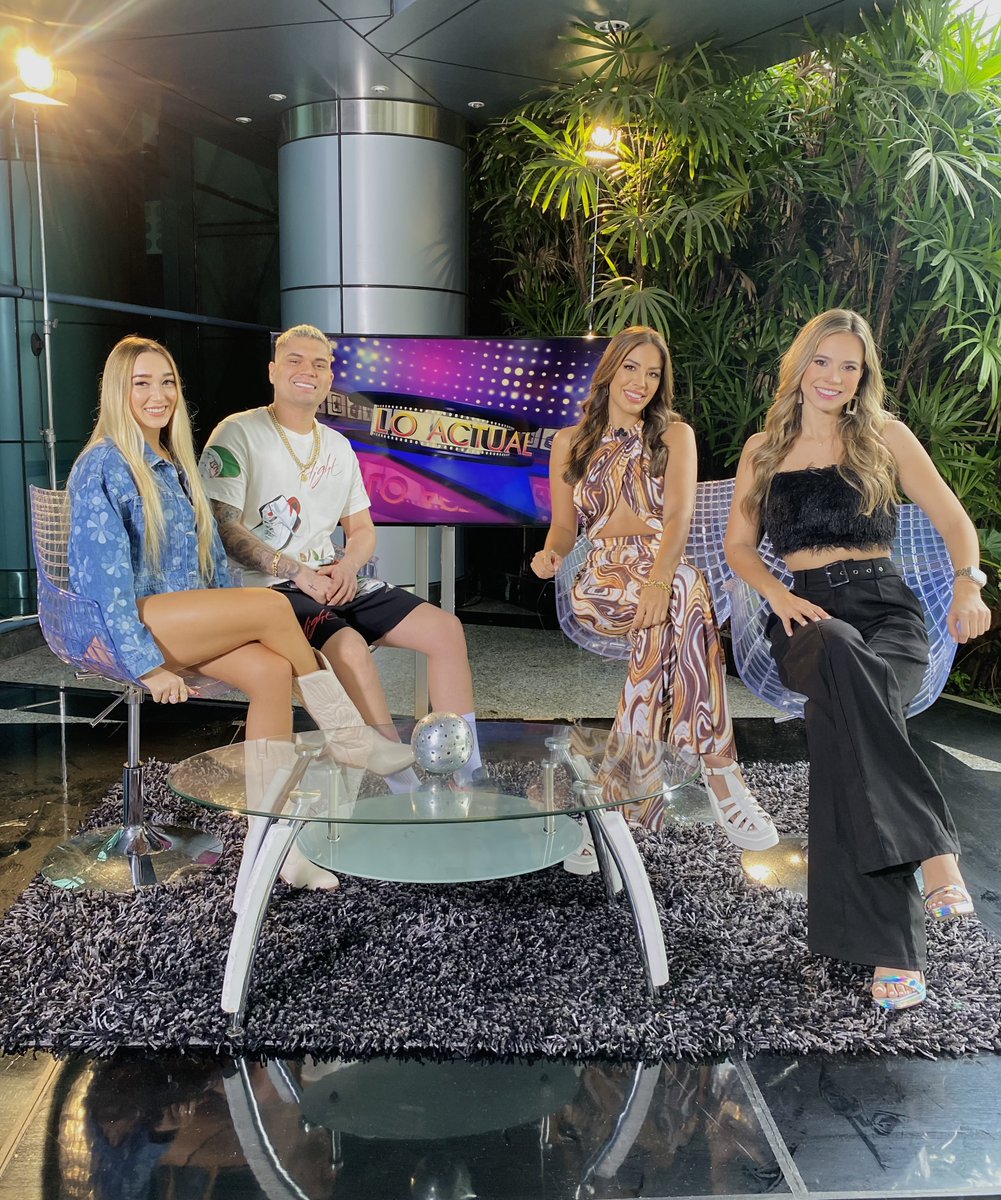 Canal_Televen's tweet photo. ¡Feliz viernes, Venezueeelaaa! 🇻🇪
Hoy iniciamos la mañana con nuestras chicas de #LoActual quienes hablaron con #MabelYeah y #MarcoMS
#CinziaFeancischiello y #EsthefanyKolman volverán el lunes a las 9:00 am.
#Televen https://t.co/bemN1yxhZq