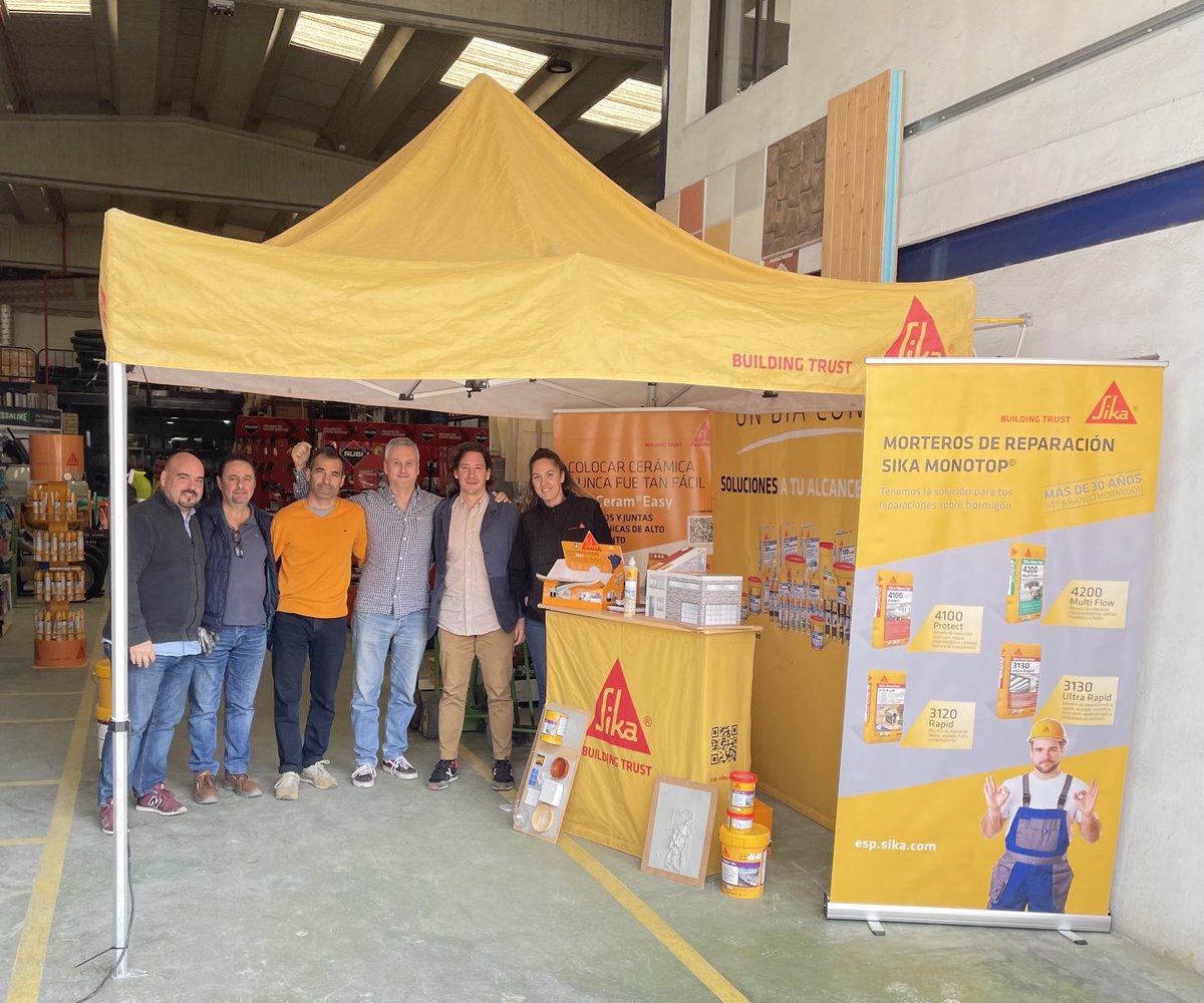 DelsoVictor's tweet photo. Excelente trabajo el de nuestros Promotores #Sika quienes con su asesoramiento ayudan a desarrollar el negocio de nuestros distribuidores @SikaSpain Hoy han estado en #Zaragoza presentando la gama #Sikadur y #MonoTop https://t.co/sYmZUVtQSh