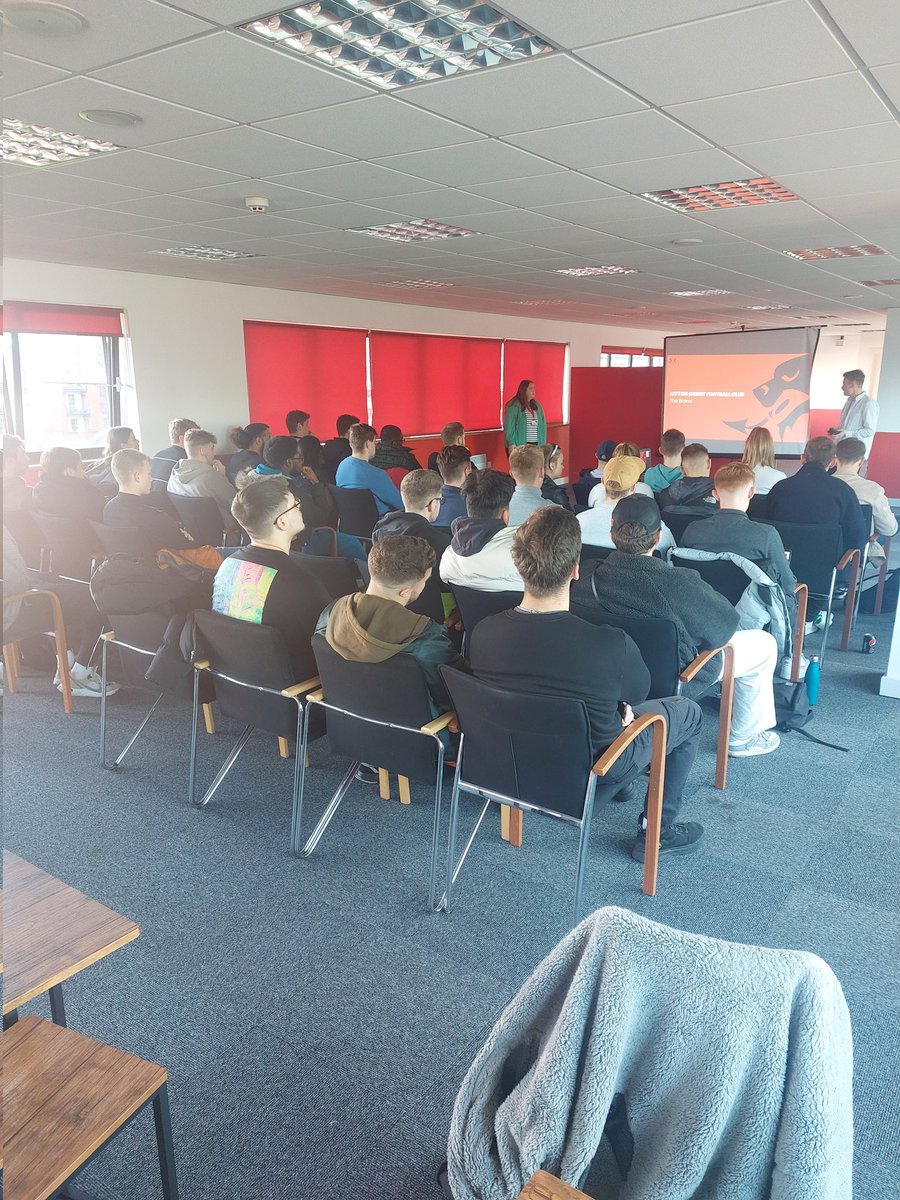 UcfbAndy's tweet photo. Huge thank you to Jake Cook and Anna Overton @leytonorientfc for hosting @ucfb Football Business and Marketing students talking about Brand Strategy https://t.co/ZQh9X18GHd