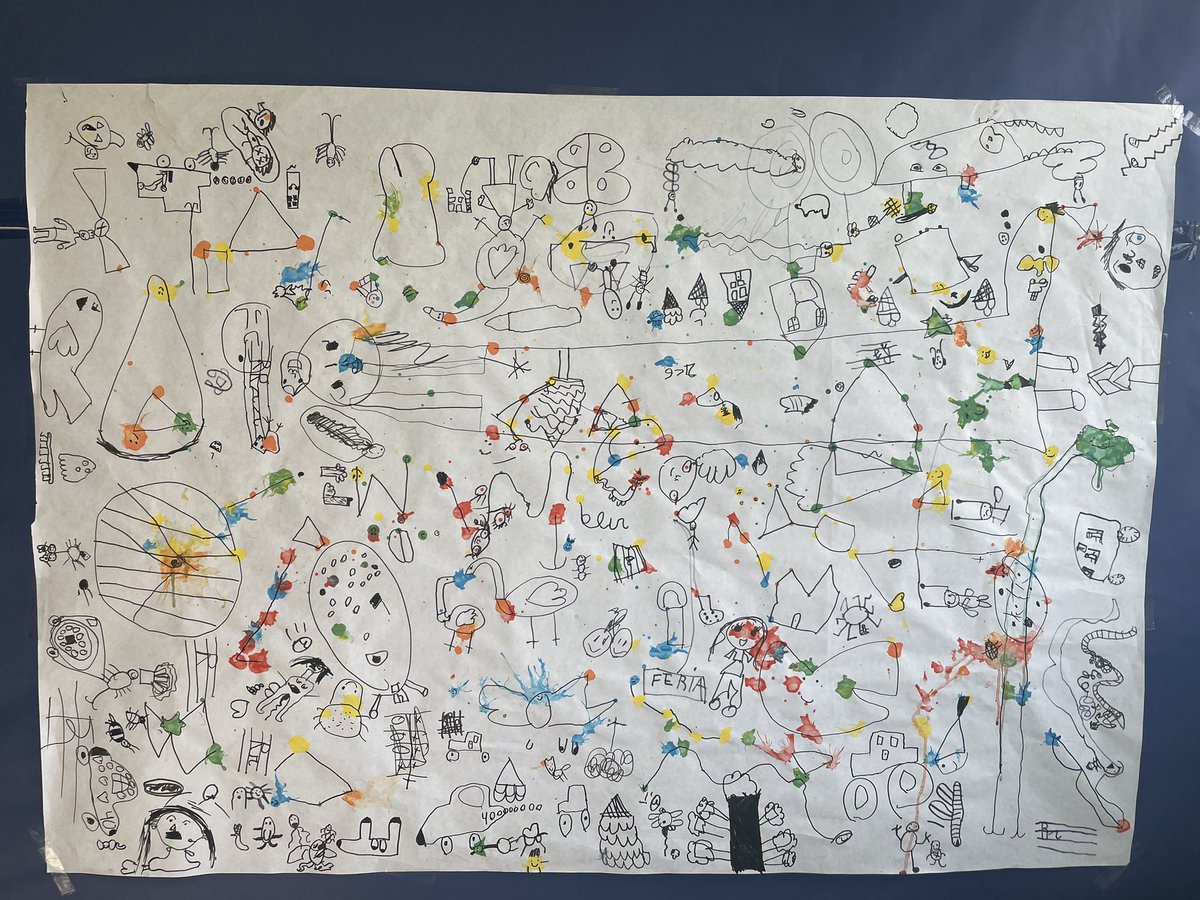 LauraRubioLpez's tweet photo. Y seguimos añadiendo cuadros a nuestra museo. Después de visitar @FAPoficial la creatividad se nos ha apoderado. Desde unas manchas de pintura hemos creado nuestro cuadro. https://t.co/vYDWrUJjLC
