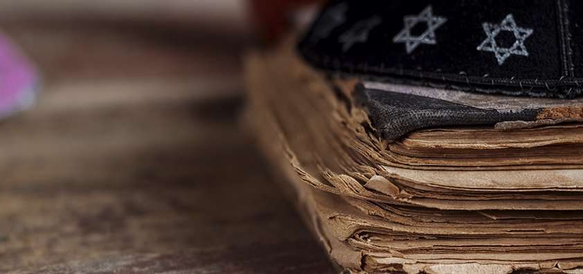 LegalSaber's tweet photo. Nos textos bíblicos encontra-se, no livro dos juízes, a história de uma mulher que era profetisa e juíza.  Um caso de exceção em que vemos a mulher no judaísmo c https://t.co/MNkL7T9pKK https://t.co/AcyOiiHsGn