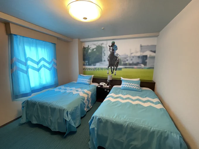メロディーレーンちゃん9月には北海道のエクリプスホテルのメロディーレーン部屋にも行ったよ└( 'ω' )」 #いい推しの日 