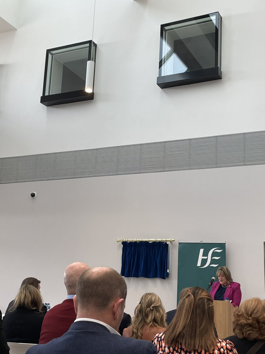 Wonderful to attend the opening of our new National Forensic Mental Health Service at Portrane, replacing the Central Mental Hospital at Dundrum. A critical new infrastructure to support modern mental health services @HSELive @NOSPIreland #sharingthevision
