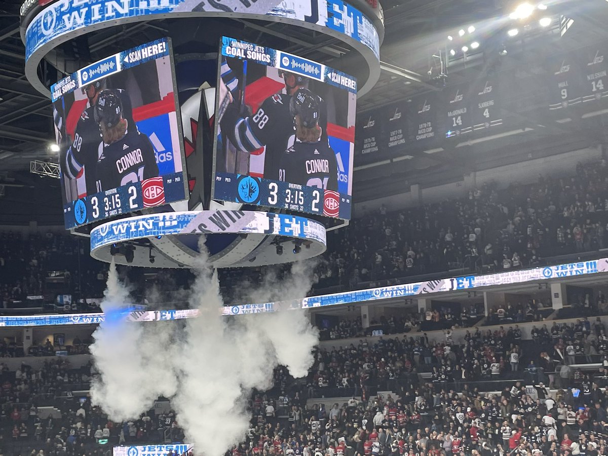 Petty786's tweet photo. Nice win. Great seats and good people. See ya Tuesday boys. #nhljets #poorhabs https://t.co/ZeEgzNvfwa