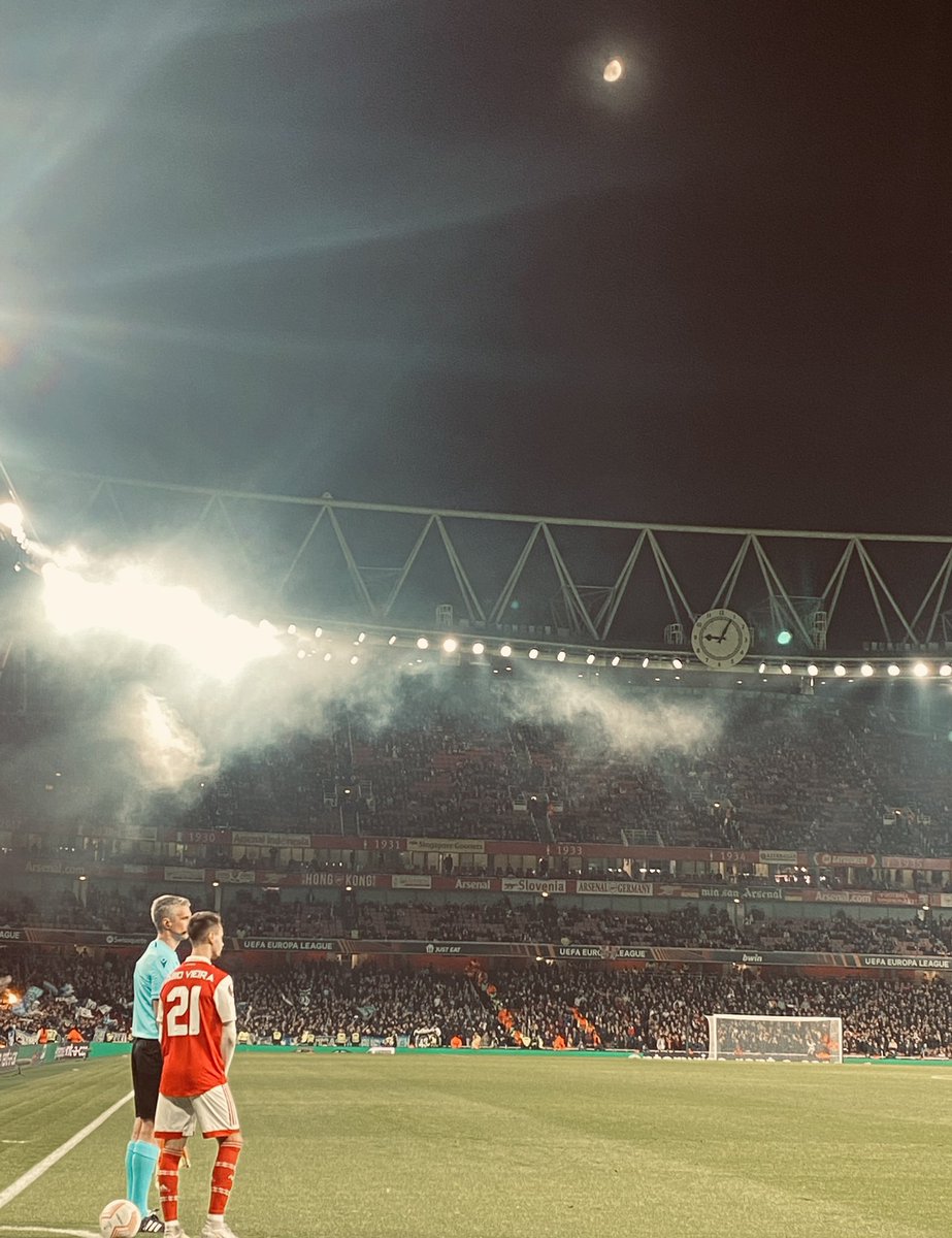 #FabioViera under the moonlight last night @Arsenal