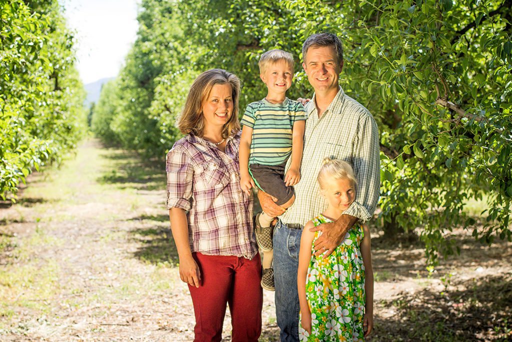 Although Farmer and Farmworker month ended, it's important to continuously be grateful for the beautiful, sweet pears they've brought us all season. Take a moment to learn how Peter Johnson believes in family farming with a purpose by clicking here: bit.ly/3z1EimF