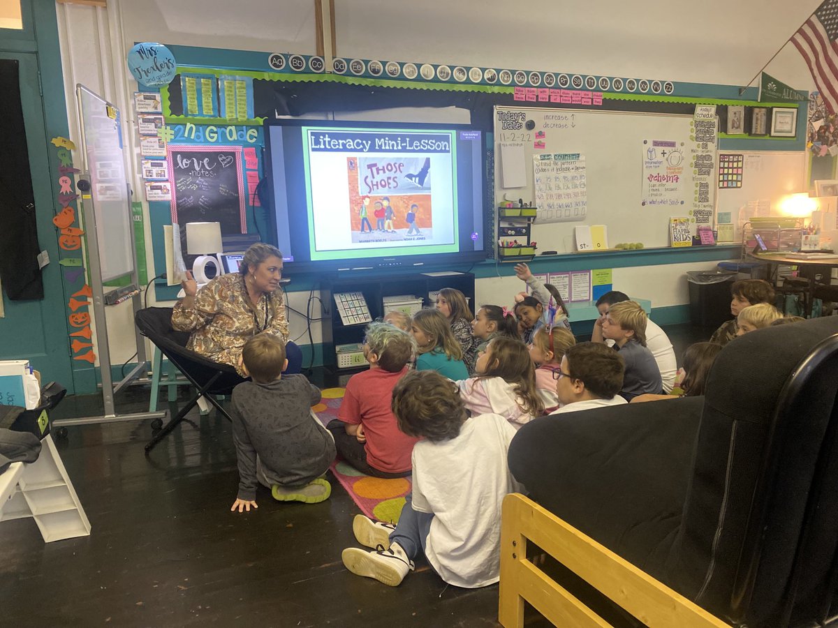I loved visiting ⁦<a href="/amanda_trexler/">Amanda</a>⁩ and her 2nd graders during this read aloud!  #generosity ⁦<a href="/RES_RSSS/">Rockwell Elem NC</a>⁩