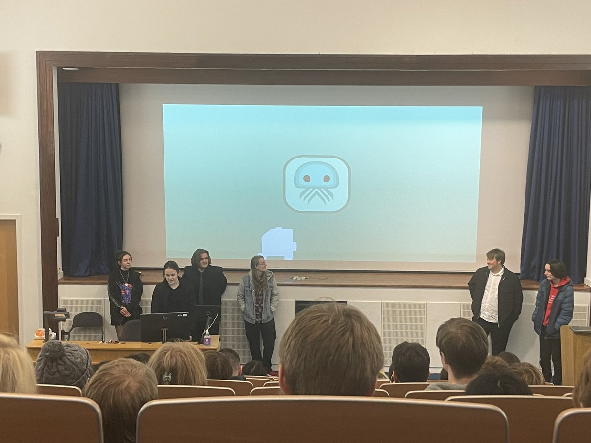 Well into the Game Jam 3 presentations in our #DES101 class <a href="/AbertayGameLab/">Abertay Game Lab</a>