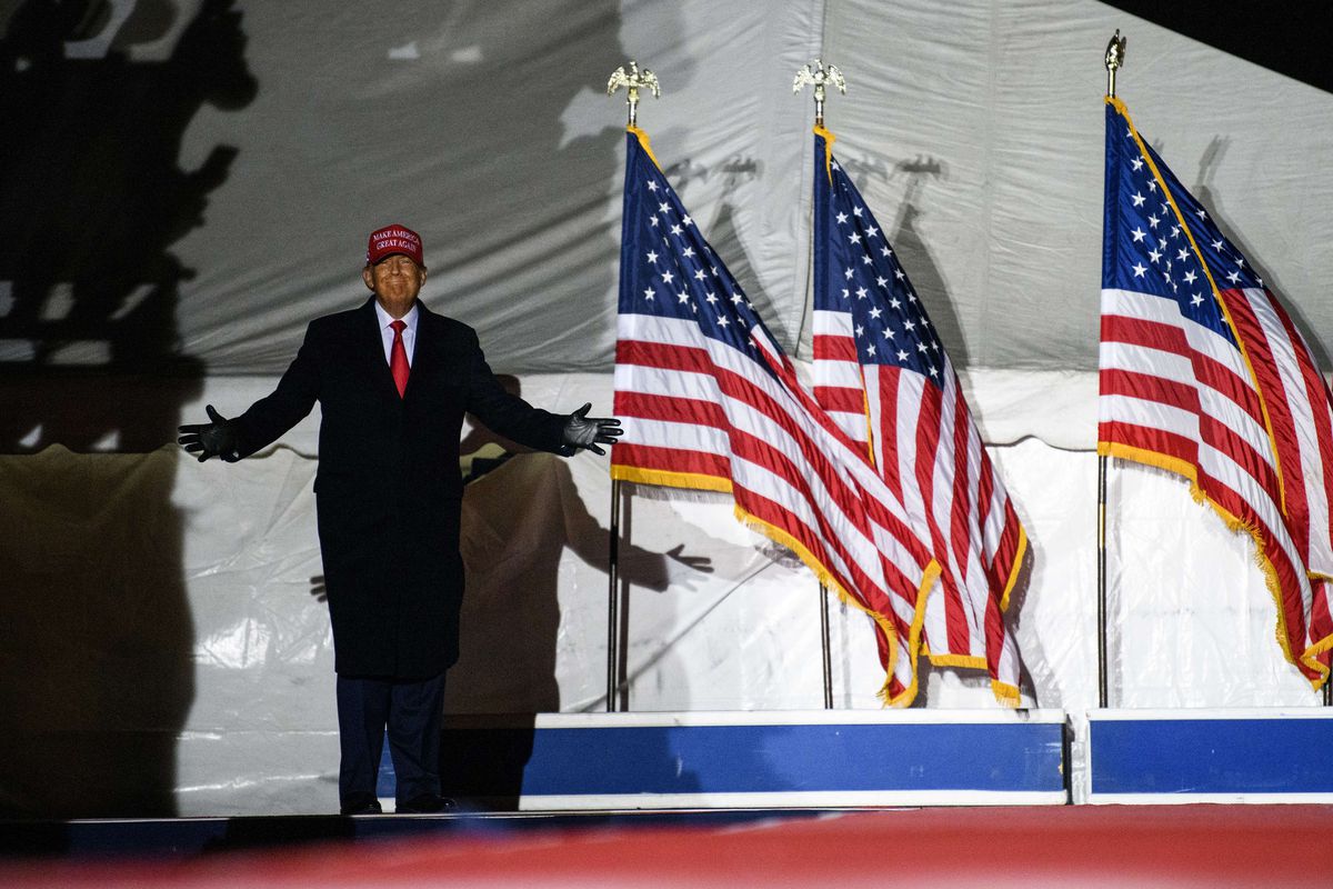 TrumpFrance's tweet photo. 🔴🔴🔴  Trump pourrait annoncer sa candidature à la présidentielle le 14 novembre. https://t.co/fkmq9WlMwD