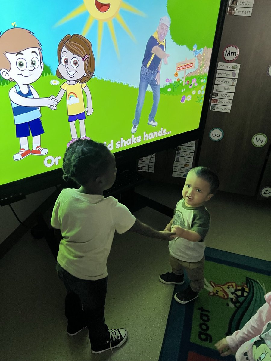 Building positive relationships and developing our social skills through our daily routine! Morning greetings at arrival and more greetings during our morning song! 💙🧡 <a href="/HumbleISD_PREK/">HumbleISD ECE</a> <a href="/HumbleISD_ACE/">Autumn Creek Elementary</a> #play4prek