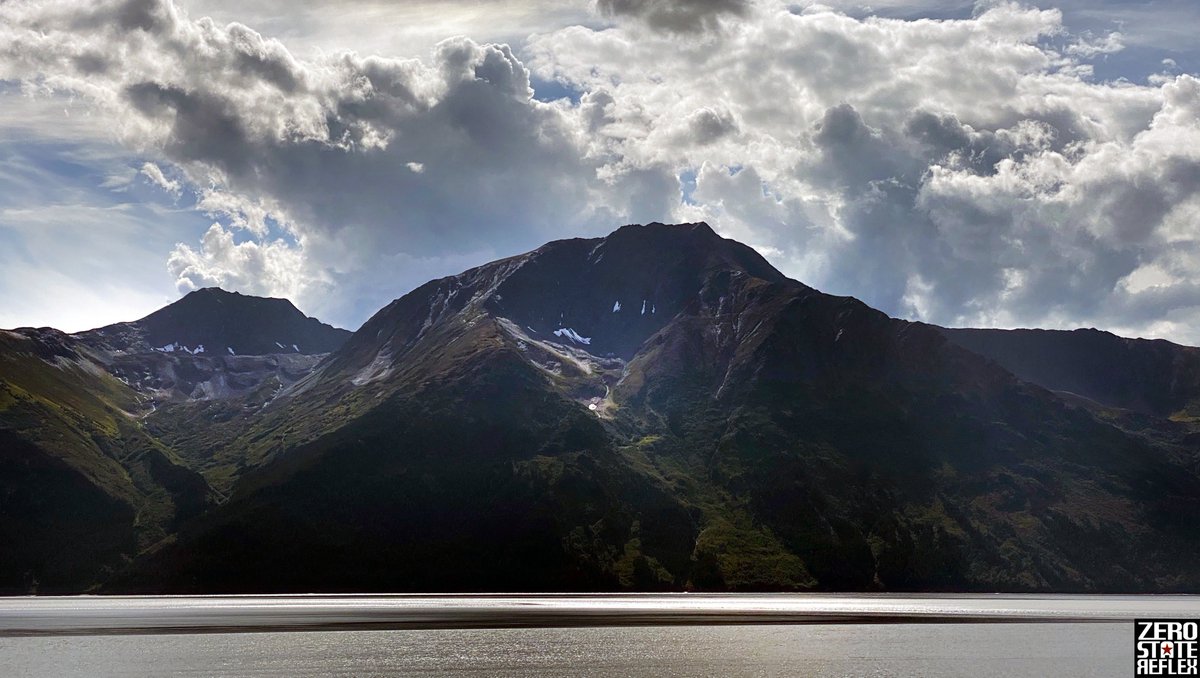ZeroStateReflex's tweet photo. Turnagain Arm, Alaska 

Grew up driving along the Old Seward Highway watching these mountains out the window. 

#alaska #home #turnagainarm #photography #zerostatereflex #landscapephotography https://t.co/IjmGWjT3QZ