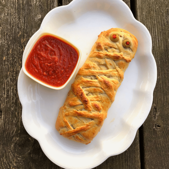 rockoly_us's tweet photo. Never too late for a Spooky Halloween Cooking Workshop! ⁠
This is Rockoly's Yummy Mummy Calzone.  Learn how to make pizza dough from scratch and wrap the dough, mummy style, around pepperoni and cheese.⁠
⁠
#November #CookingWorkshops https://t.co/eUbT2mLr5p