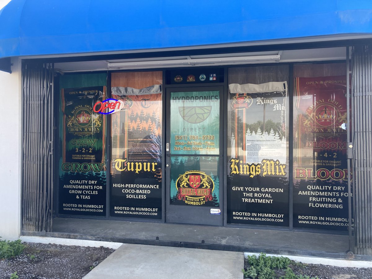 Some good lookin window wraps at <a href="/hydro_direct/">Hydro_Direct</a> in Riverside 
.
@royalgold_al
.
.
.
.
#royalgoldsoil #hydrodirect #riversidegardens #riversideca #riversidegrowers