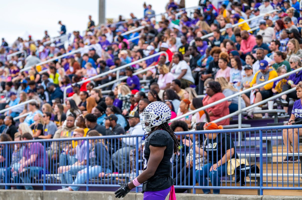 Don't forget to go support your undefeated @BU_FootballTN team in their last regular season home game tomorrow! Kickoff is at 1 p.m. See you there! #betheluniversity #CollegeFootball