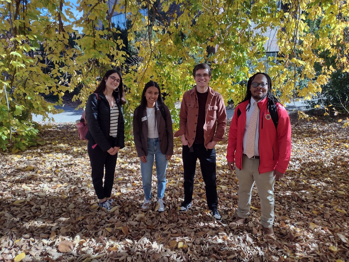 RegisUEducation's tweet photo. City Year Teaching Fellows joined our Education team for a tour of Regis' gorgeous campus.  We are SO excited about this Regis-City Year partnership. Together we shape the future! #thisisRegis https://t.co/zfli7kKWda