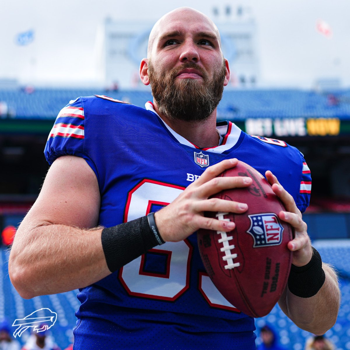 BuffaloBills's tweet photo. A year-round commitment to recognize and honor the military and veteran community.

Congrats to @SnapFlow69 on being nominated for the 2022 @NFL Salute to Service Award! 👏