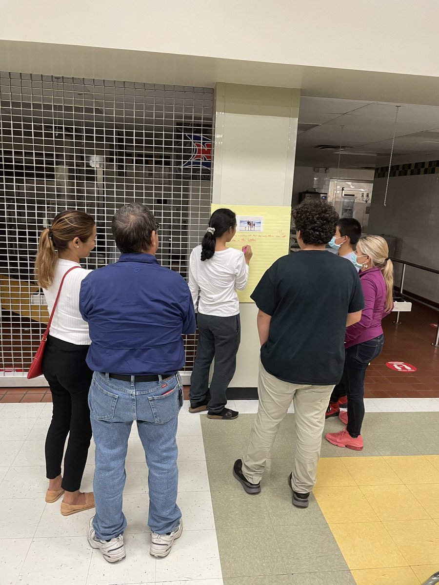 NISDRoss's tweet photo. Great turnout for our EB Family Night. Way to lead the charge @gamy269_amy @HPace_NISD and @GladysMartinezt #RossIgnited https://t.co/2PCBQX4nL6