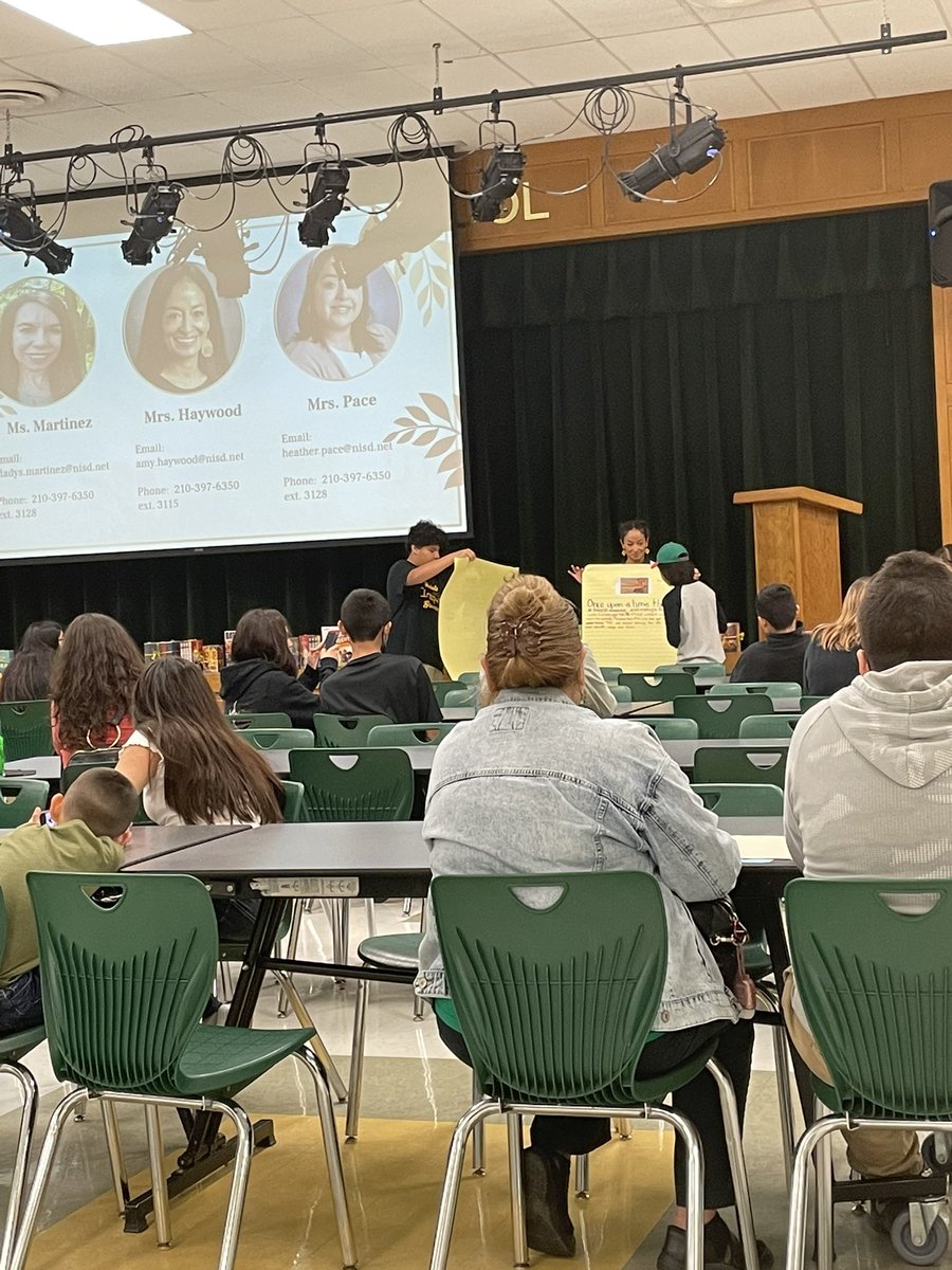 NISDRoss's tweet photo. Great turnout for our EB Family Night. Way to lead the charge @gamy269_amy @HPace_NISD and @GladysMartinezt #RossIgnited https://t.co/2PCBQX4nL6