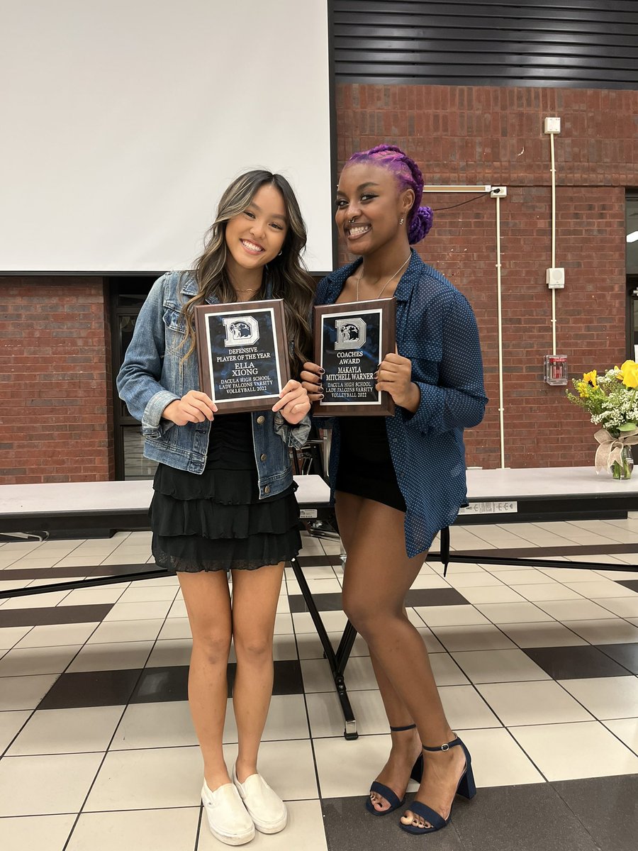 ella_xiong's tweet image. The banquet last night was so fun. It was so good to see my girls all in one room again. I’m so grateful to be named defensive player of the year for this program. Next up for me is tryouts and club season!!