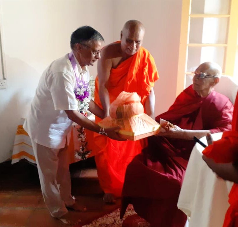 IndiainSL's tweet photo. High Commissioner today inaugurated the newly constructed Sanghawasa and shrine room in Sri Sudharmarama Temple, Galle in the presence of Most Venerable Dodampahala Chandrasiri Thero, Maha Nayake of the Amarapura Nikaya and other venerable monks. (1/2) https://t.co/F8oOG09tFX