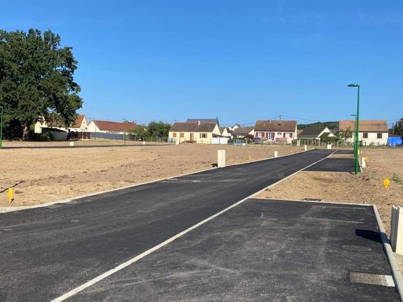 ValAuPerche's tweet photo. Vous recherchez une qualité de vie ? Construisez à @ValAuPerche au💚du Parc Naturel Régional du Perche, entre Chartres et Le Mans, une ville où il fait bon vivre #normandie #orne #pnrperche #valauperche #construire #qualitedevie #villeoùilfaitbonvivre #proximite #commerces https://t.co/v4H3fsJ8u5