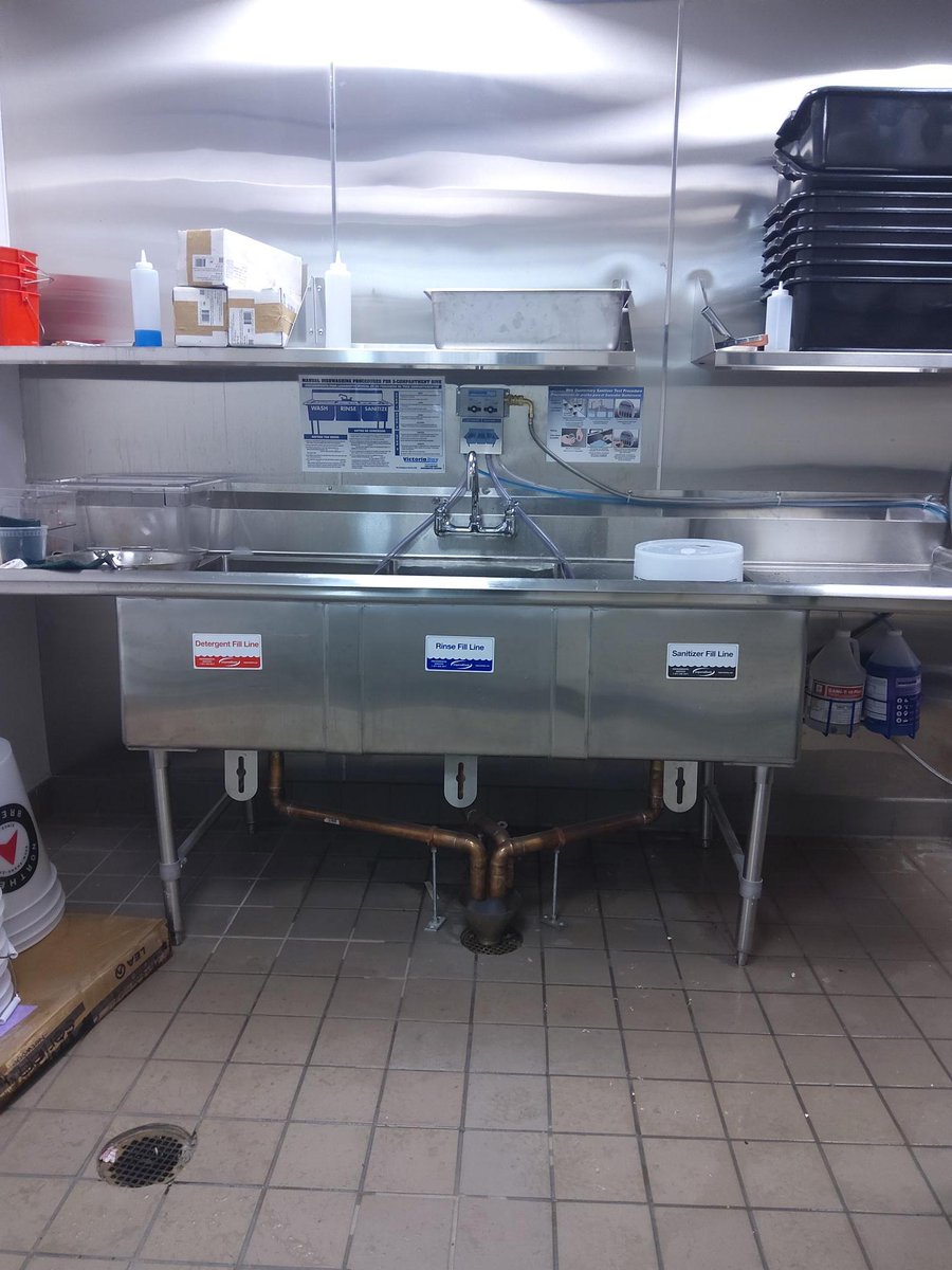 ImperialDade's tweet photo. Another happy customer! We installed a 44 inch conveyor high temp dish machine, 2 under counter high temp glass washers, a 3-compartment sink and CMS Mop Station at Empellon Mischa in NYC. #dishmachine #3compartmentsink #mopstation #victoriabayproducts #chemicalmanagement https://t.co/BBITjpF7KU