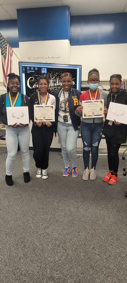TTRich242's tweet photo. "SUCCESS in Life" the journey starts now. Honoring ๐ our high school students for excellence โจ๏ธ for QT1 @Lauderhill612 . I am super excited for my high school RP-Dancers who got all 'A's. We focus on #character #academics #success #RPDForevROAR @kkalimaxwell https://t.co/PmKAoJzmNM