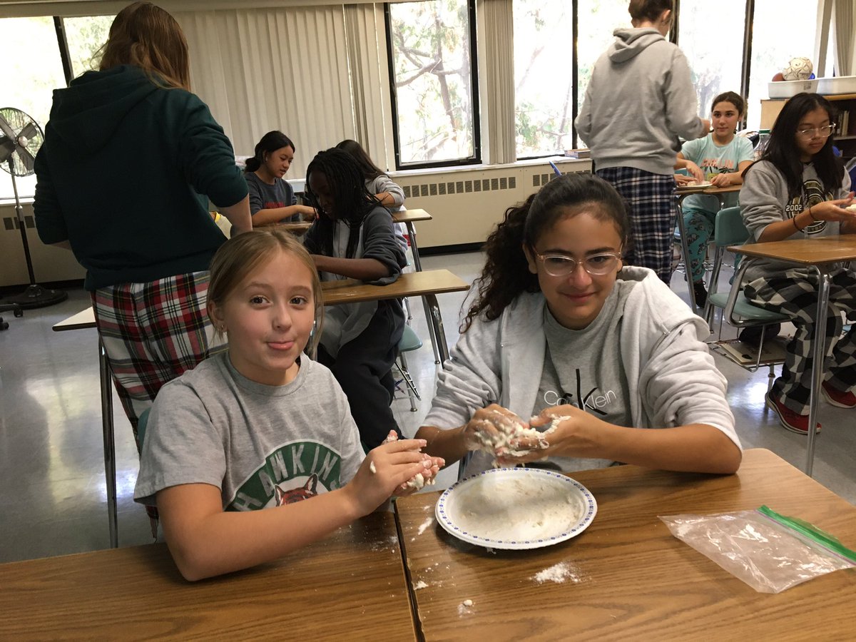 MsPrillo's tweet photo. STEM Day in grade 7! Making play-doh!!  @DrKozmaHNMCS @hnmcs https://t.co/K79L9mq0o3