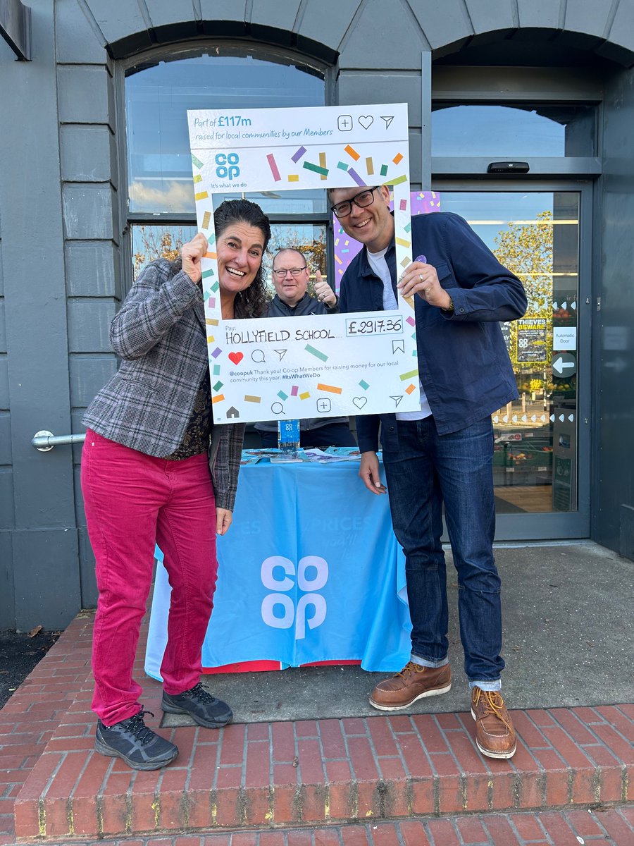 Wheeler78Mark's tweet photo. @ManAndBoyUK @Anstee_Bridge 
@hf_phoenix @annab_coop @kiran_saunto 

Payout day today for our 3 fantastic causes . It was great to see you all today . https://t.co/qmeQgsgmB7