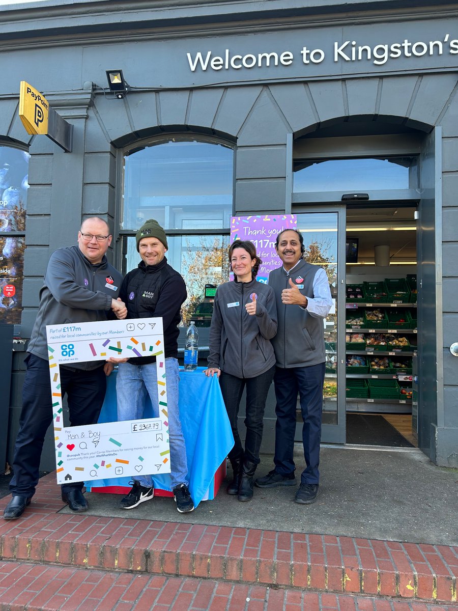 Wheeler78Mark's tweet photo. @ManAndBoyUK @Anstee_Bridge 
@hf_phoenix @annab_coop @kiran_saunto 

Payout day today for our 3 fantastic causes . It was great to see you all today . https://t.co/qmeQgsgmB7