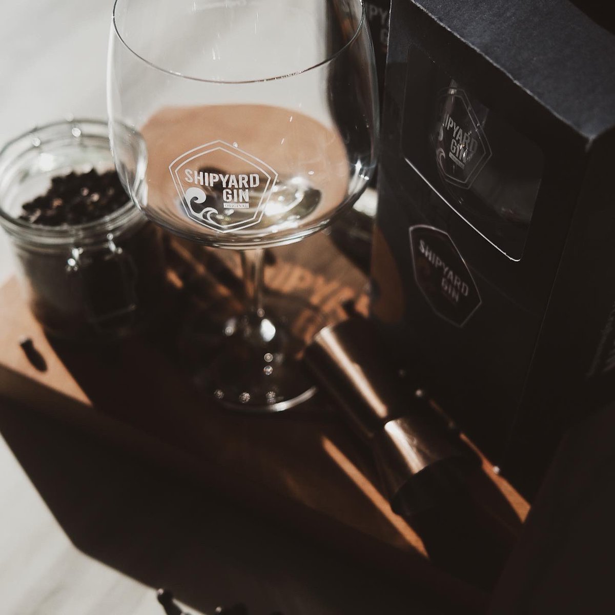 Shipyard Gin tweet media