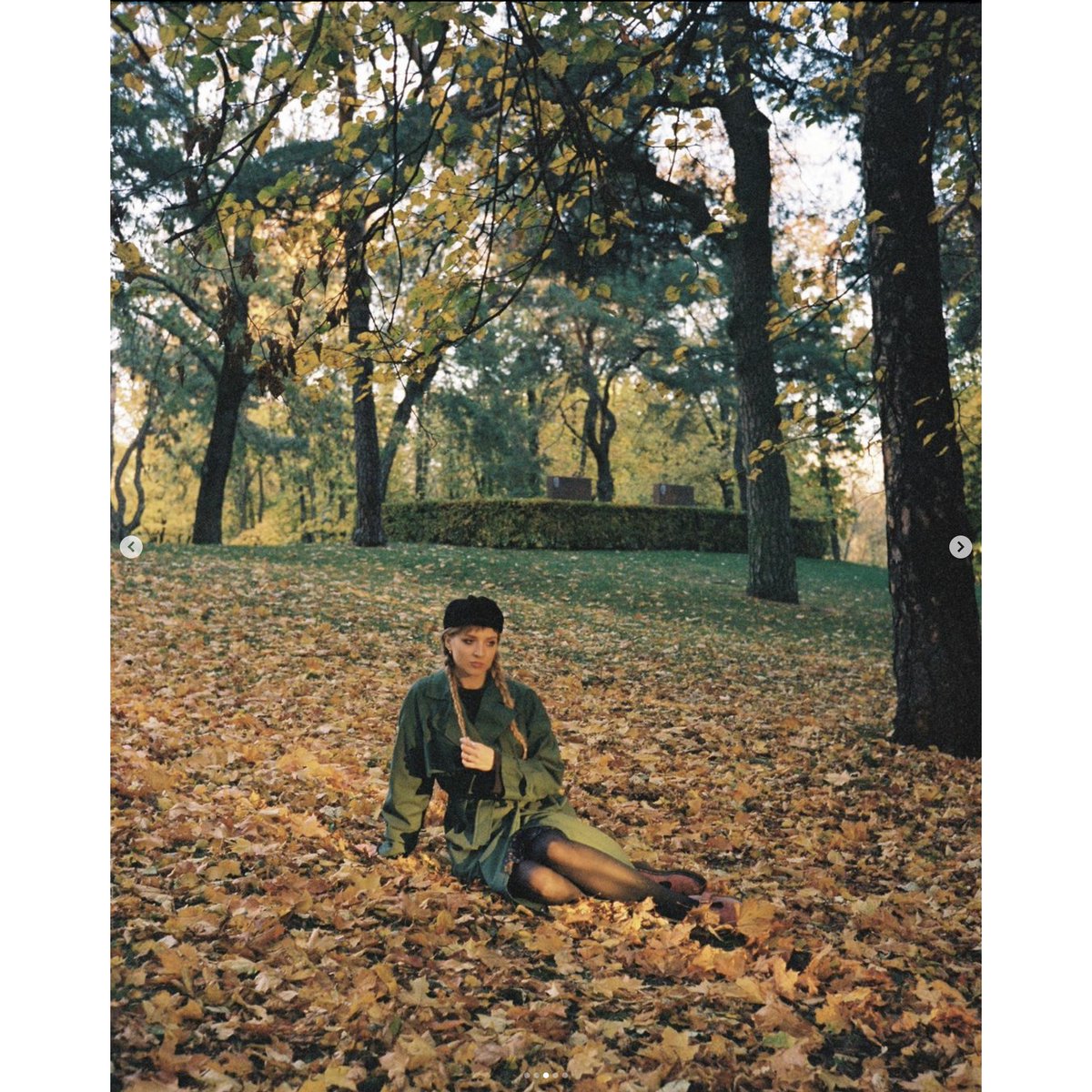 This beautiful autumnal portrait by <a href="/dislavka/">Diana Demidova</a> is the winner of our photo of the week contest. Congratulations!

#analogmagazine #35mmfilm #kodakfilm #filmphotography